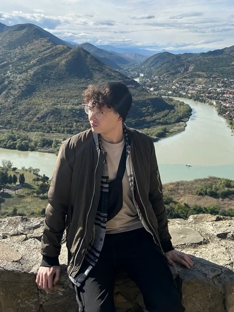 Demezhan Kazhkenov